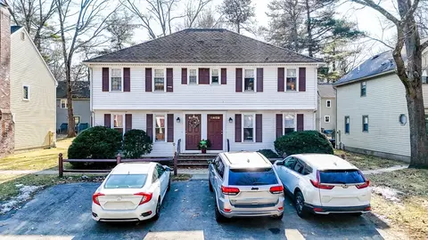 151 Wellman Ave #151, Chelmsford, MA 01863
