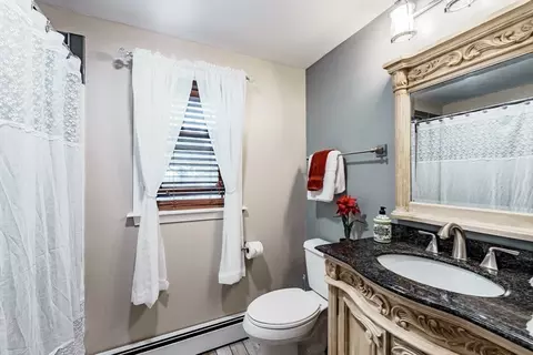 Bath - 243 Lamont St, Springfield, MA 01119 photo 2 of 2