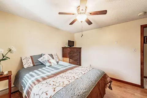 Bedroom - 243 Lamont St, Springfield, MA 01119 photo 6 of 10