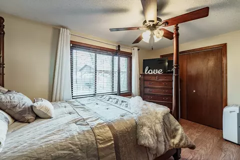 Bedroom - 243 Lamont St, Springfield, MA 01119 photo 2 of 10