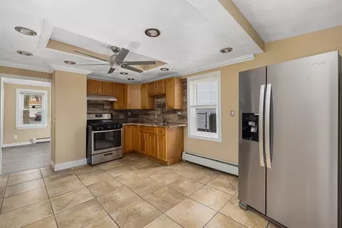 69 Mowry St, Providence, RI 02908