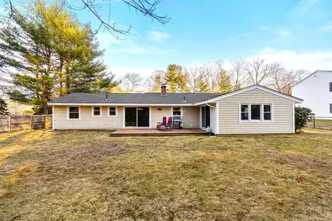 Exterior - 42 Gregory Rd, Framingham, MA 01701 photo 2 of 7