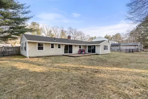 Exterior - 42 Gregory Rd, Framingham, MA 01701 photo 4 of 7