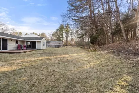 Exterior - 42 Gregory Rd, Framingham, MA 01701 photo 5 of 7