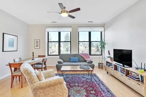 64 Highland Ave #5, Winchester, MA 01890