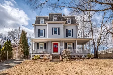 113 Dana Ave #4, Hyde Park, MA 02136