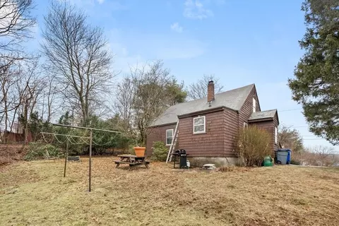 Exterior - 4 Elaine Ave, Maynard, MA 01754 photo 5 of 8
