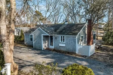 Exterior - 14 Tulip Shell Way, Mashpee, MA 02649 photo 1 of 5