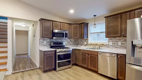 Kitchen - 195 Riverton Rd, Springfield, MA 01109 photo 4 of 6