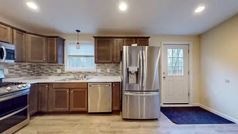 Kitchen - 195 Riverton Rd, Springfield, MA 01109 photo 2 of 6