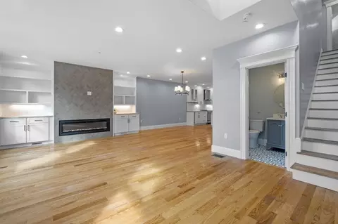 Living - 116 E Main #6, Gloucester, MA 01930 photo 3 of 3