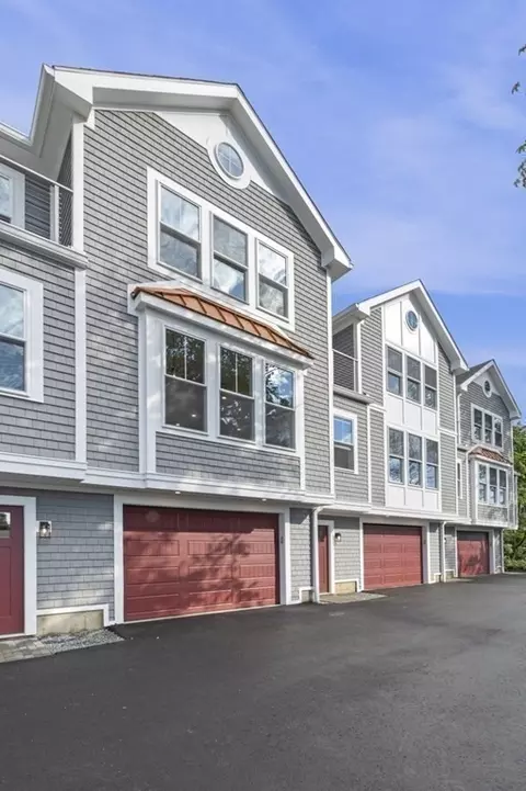 Exterior - 116 E Main #6, Gloucester, MA 01930 photo 2 of 2