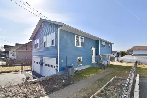 155 Lakeview Ave, Ludlow, MA 01056