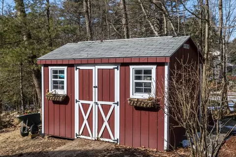 Exterior - 61 Young Rd, Ashburnham, MA 01430 photo 2 of 2