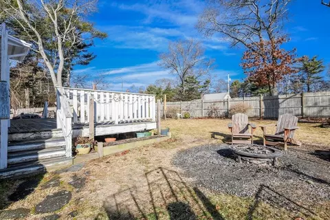Exterior - 15 Summer St, Wareham, MA 02571 photo 12 of 17