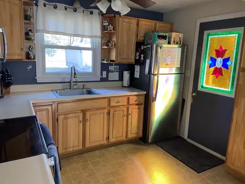 Kitchen - 100 Line St, Easthampton, MA 01027 photo 3 of 3