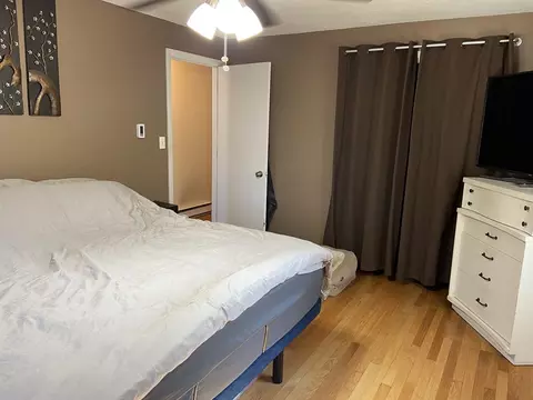 Bedroom - 100 Line St, Easthampton, MA 01027 photo 3 of 4