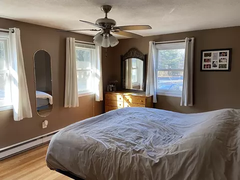Bedroom - 100 Line St, Easthampton, MA 01027 photo 4 of 4