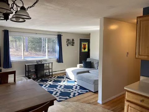 Living - 100 Line St, Easthampton, MA 01027 photo 1 of 5