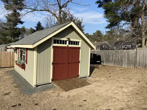 Exterior - 100 Line St, Easthampton, MA 01027 photo 6 of 9