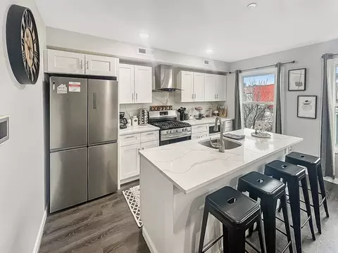 67 Cottage St #3, Boston, MA 02128