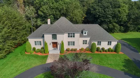 19 Socrates Way, Winchester, MA 01890
