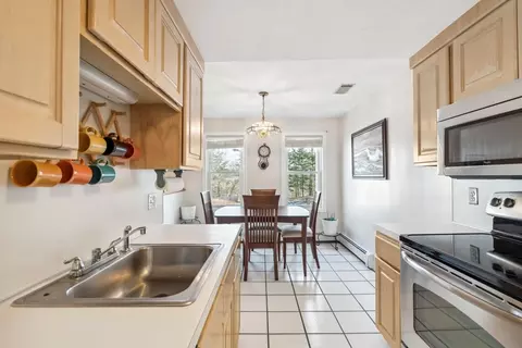 Kitchen - 84 Walpole St #3B, Canton, MA 02021 photo 4 of 5