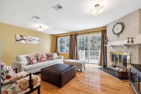 Living - 84 Walpole St #3B, Canton, MA 02021 photo 1 of 4