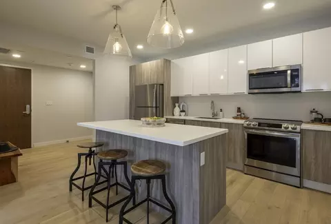 71 Bow #205, Somerville, MA 02143