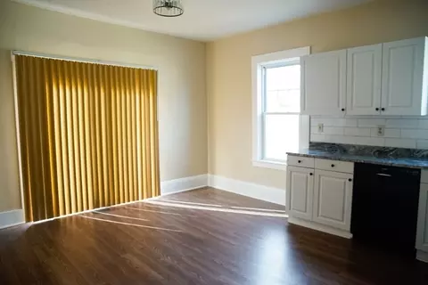 84 Main St, Acushnet, MA 02743 photo 6