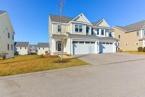 51 Oxbow Rd #51, Framingham, MA 01701