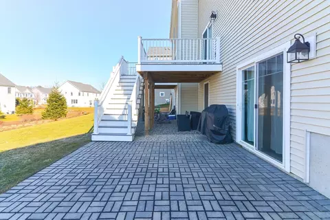 Exterior - 51 Oxbow Rd #51, Framingham, MA 01701 photo 2 of 4