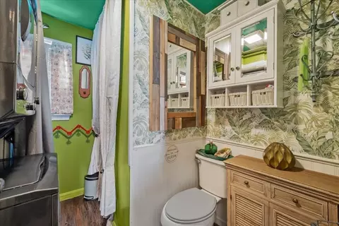 Bath - 3 Luna Ave, Wareham, MA 02571 photo 1 of 1