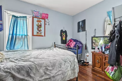 Bedroom - 50 Beacon St, Fall River, MA 02721 photo 5 of 6