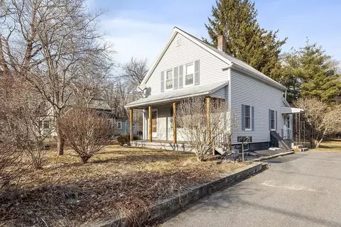 420 Berlin, Clinton, MA 01510