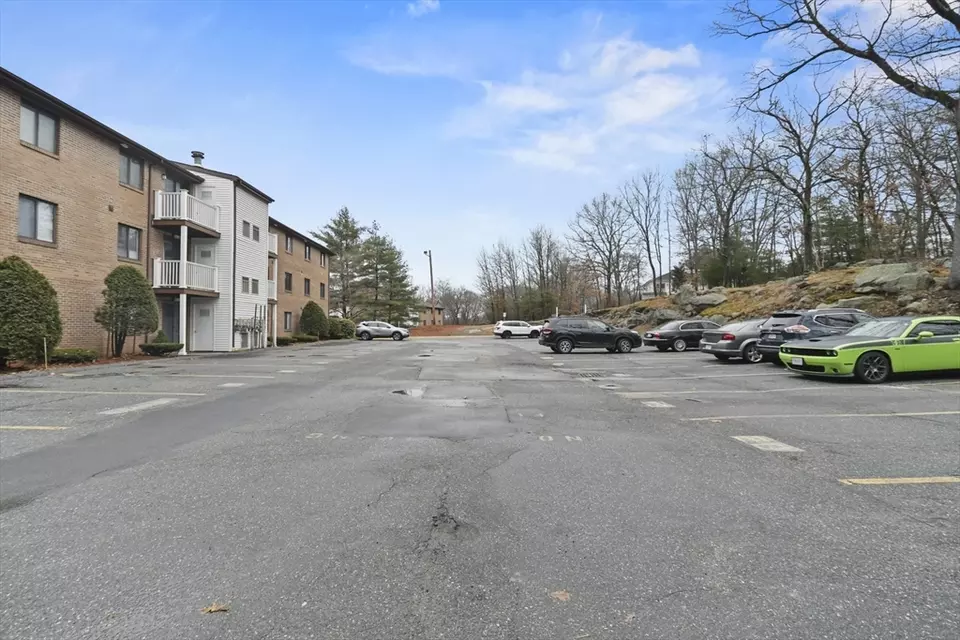 100 Cass Ave B23, Dracut, MA 01826 22 Photos Movoto