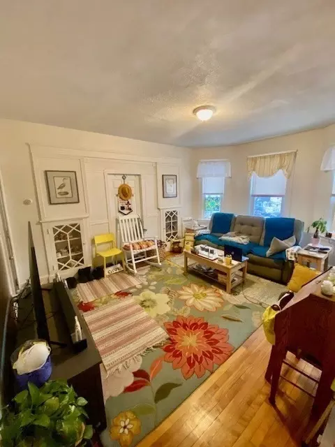 Living - 29 Acton St, Worcester, MA 01604 photo 4 of 6