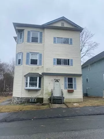 29 Acton St, Worcester, MA 01604