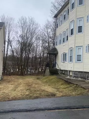 Exterior - 29 Acton St, Worcester, MA 01604 photo 4 of 5