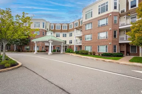 295 Salem St #98, Woburn, MA 01801