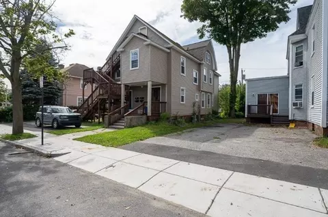 43 Wachusett St, Worcester, MA 01609