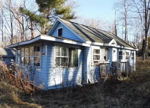 23 Kosta Ave, Rutland, MA 01543