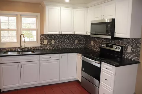 1 Algonquin Rd, Worcester, MA 01609 photo 3