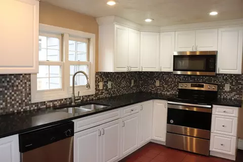 1 Algonquin Rd, Worcester, MA 01609 photo 2