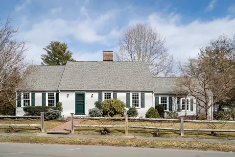 19 Wall St, Wellesley, MA 02481