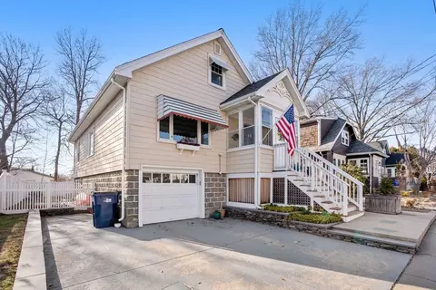 Exterior - 452 Baker St, Boston, MA 02132 photo 9 of 10