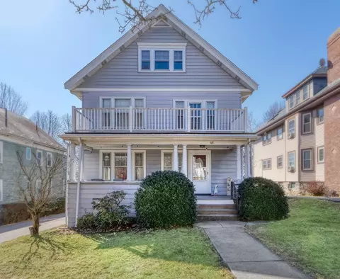 48 Manthorne Rd, Boston, MA 02132