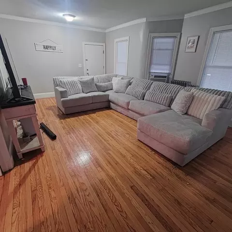 Living - 824 Sumner Ave, Springfield, MA 01108 photo 2 of 2