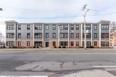 9 Independence Ave #306, Braintree, MA 02184
