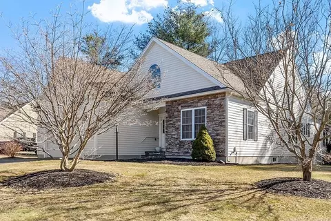 81 Mary Catherine Dr, Lancaster, MA 01523